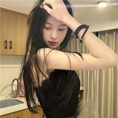 所以......和黑粉结婚了